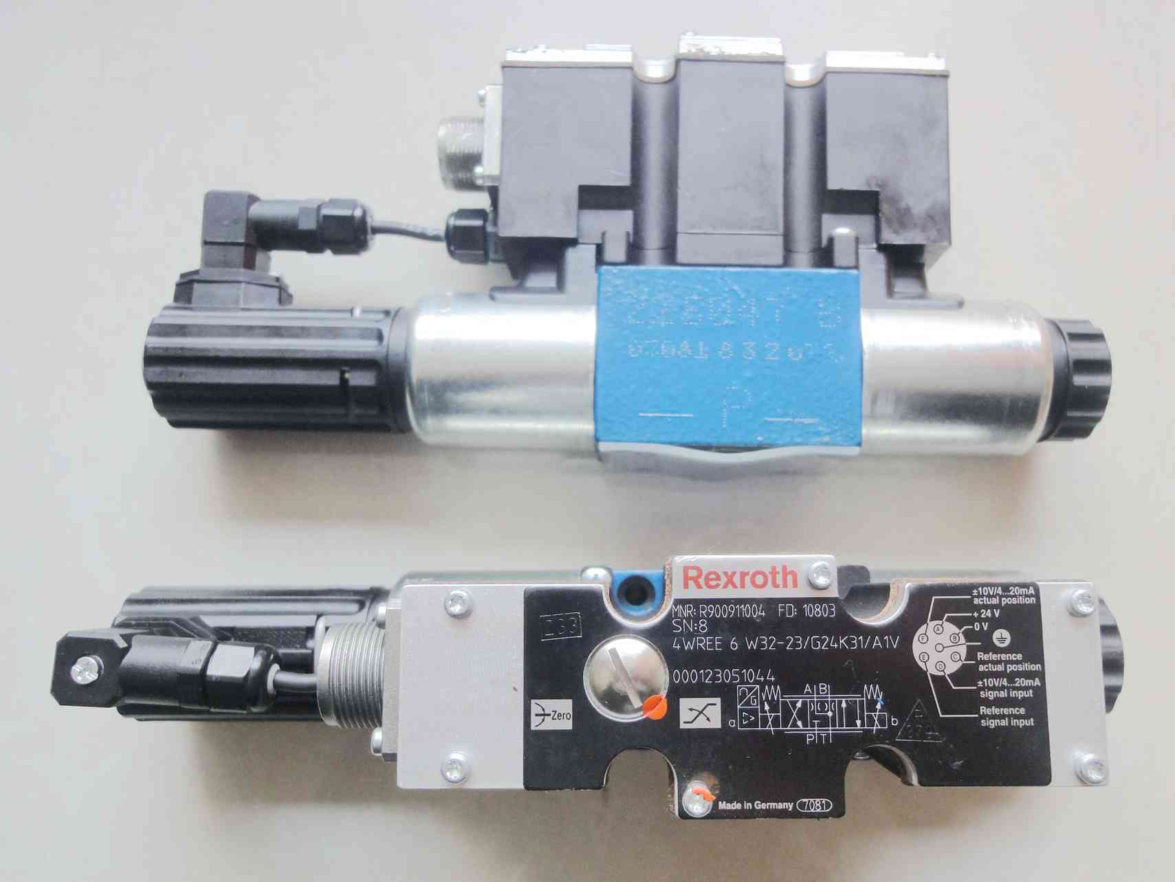 R900911004 4WREE6W32-23 G24K31 A1V 力士樂(lè )比例閥-2.jpg